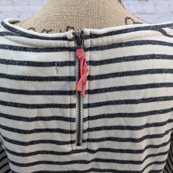 Loft Striped Sweater with Zipper on Back Medium - Picture 3 of 6